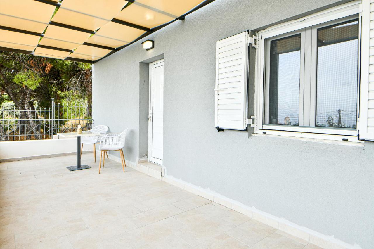 Koukounari Luxury Apartments Vathi  Exterior photo
