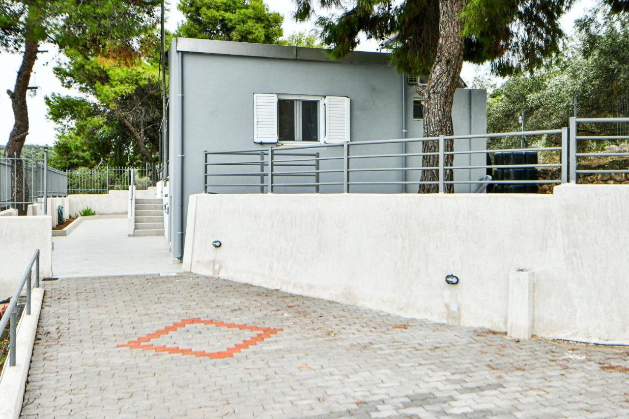 Koukounari Luxury Apartments Vathi  Exterior photo